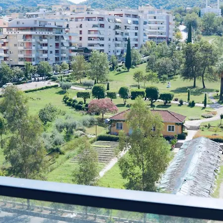 Apartament Miku - Captivating 3 Bedroom At Olympic