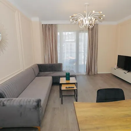 Miku - Captivating 3 Bedroom At Olympic Apartment Tirana