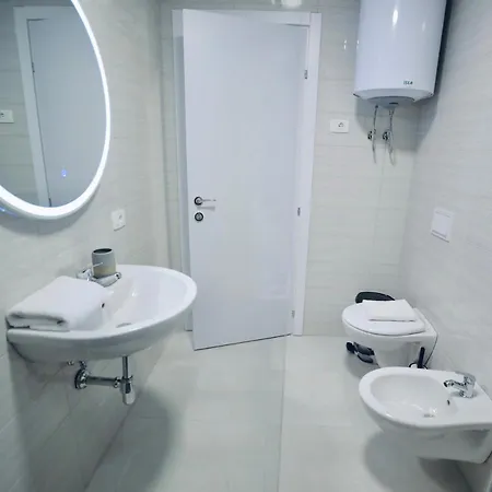 Miku - Captivating 3 Bedroom At Olympic * تيرانا