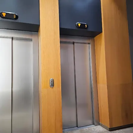 Miku - Captivating 3 Bedroom At Olympic شقة تيرانا