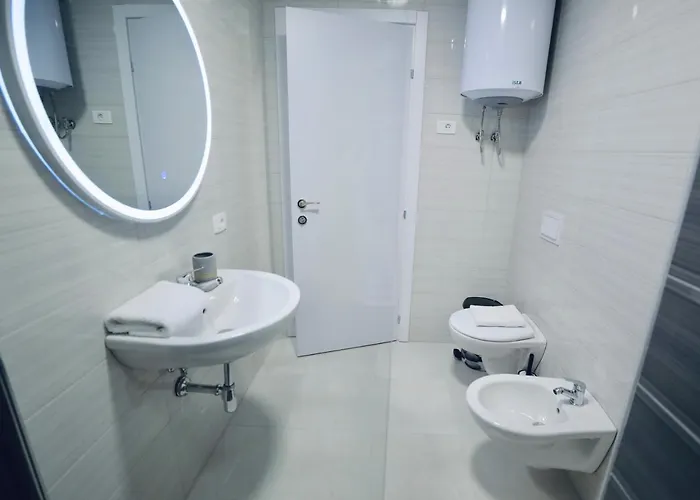 Miku - Captivating 3 Bedroom At Olympic * Tirana