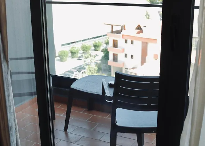 Apartamento Miku - Captivating 3 Bedroom At Olympic *