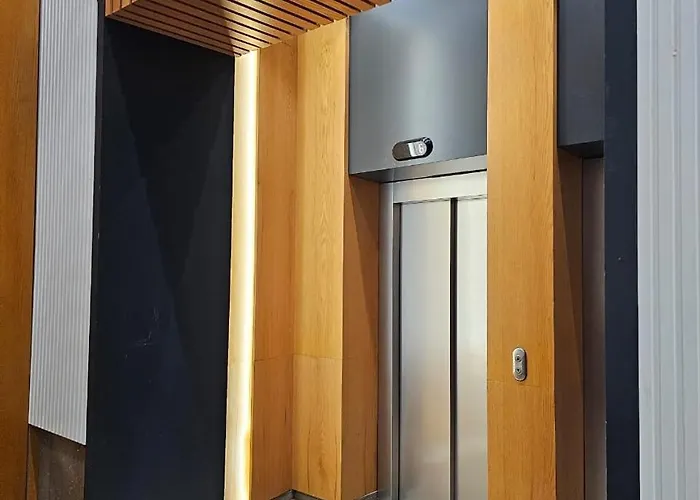 Apartamento Miku - Captivating 3 Bedroom At Olympic *